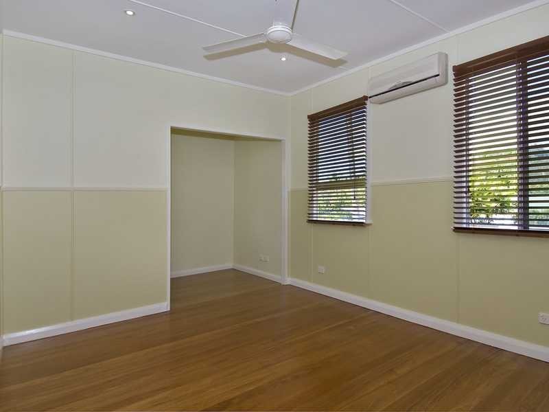 1 Watson Street, Earlville QLD 4870