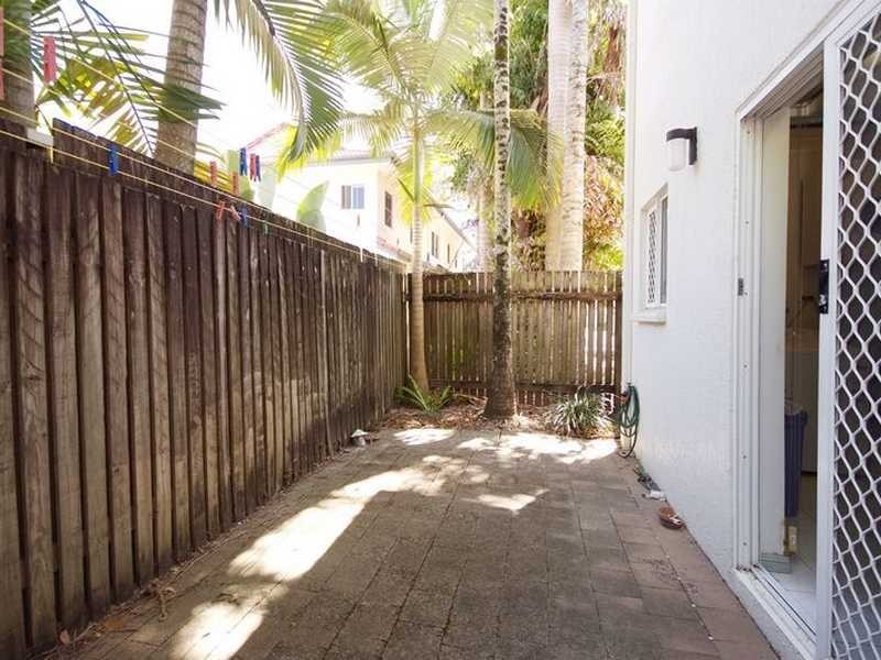 4/60 Charles Street, Parramatta Park QLD 4870