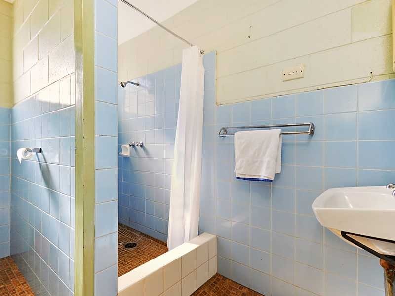 28 Creedy Street, Westcourt QLD 4870