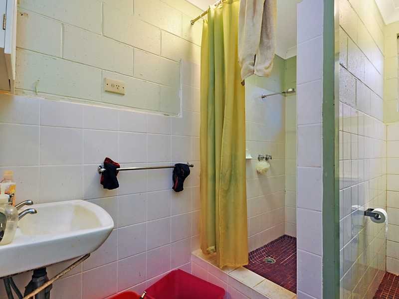 28 Creedy Street, Westcourt QLD 4870