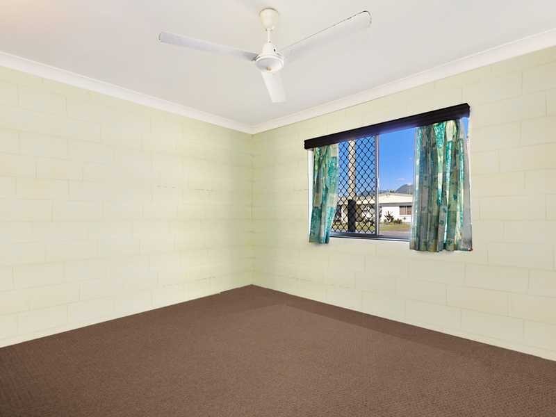 28 Creedy Street, Westcourt QLD 4870