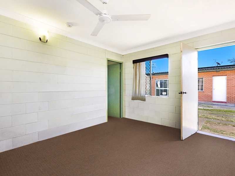 28 Creedy Street, Westcourt QLD 4870