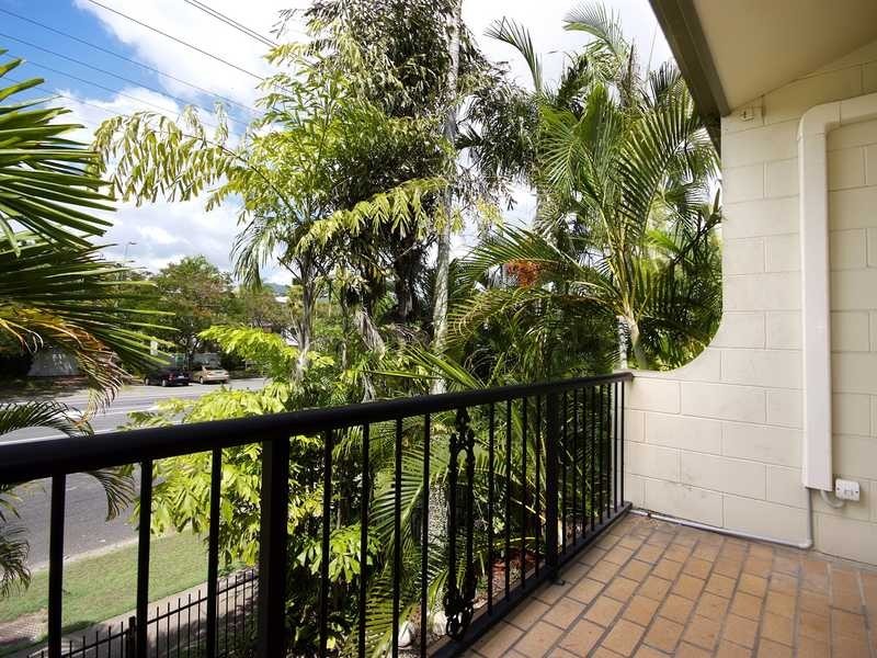 46 Minnie Street, Cairns QLD 4870