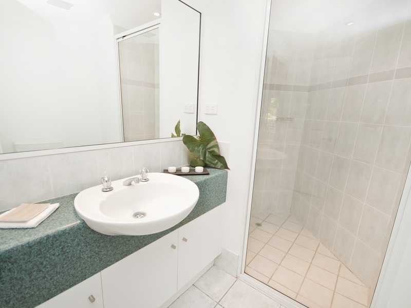 9/25 Digger Street, Cairns North QLD 4870