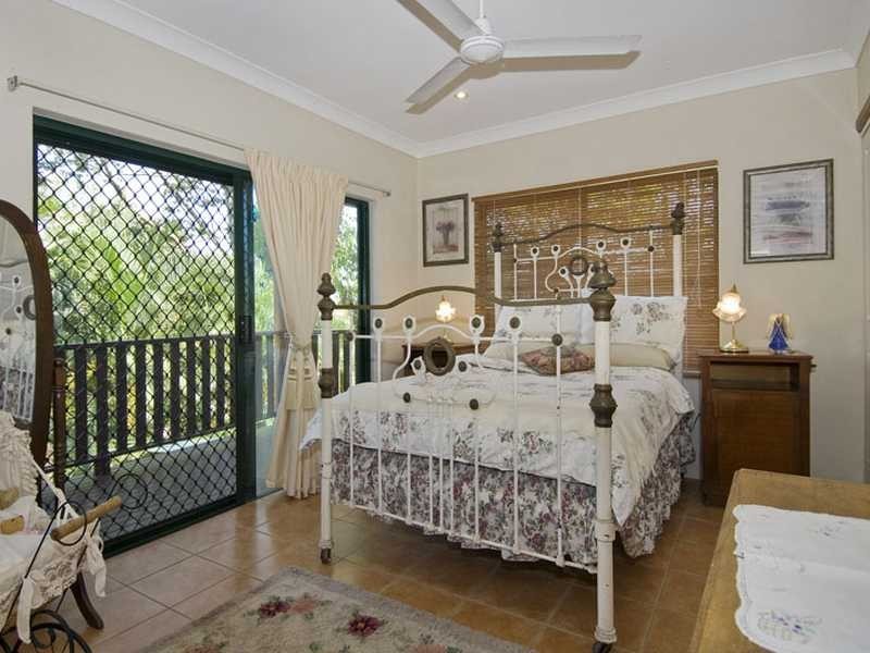 011 Amaroo Close, Smithfield QLD 4878