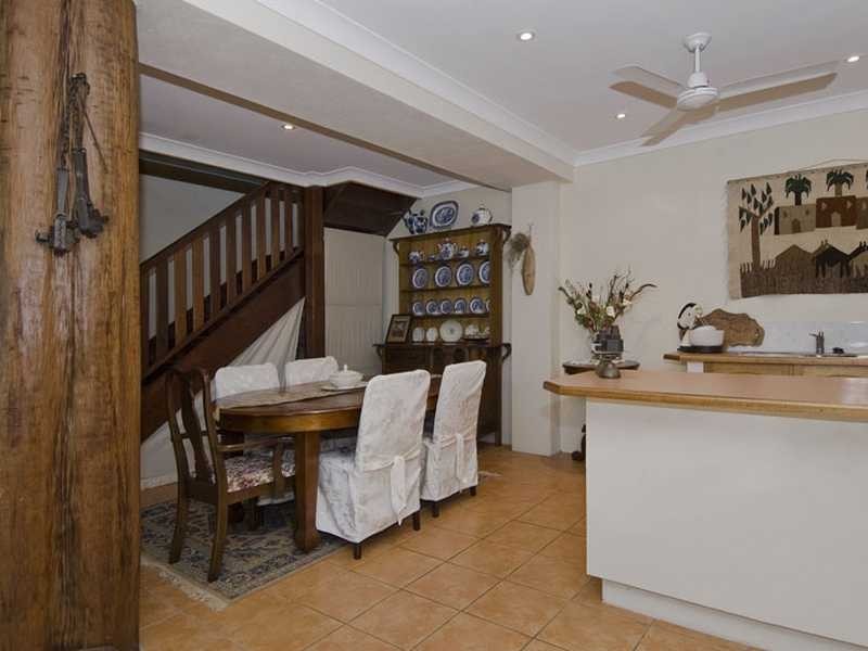 011 Amaroo Close, Smithfield QLD 4878