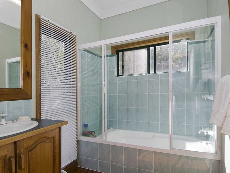 011 Amaroo Close, Smithfield QLD 4878