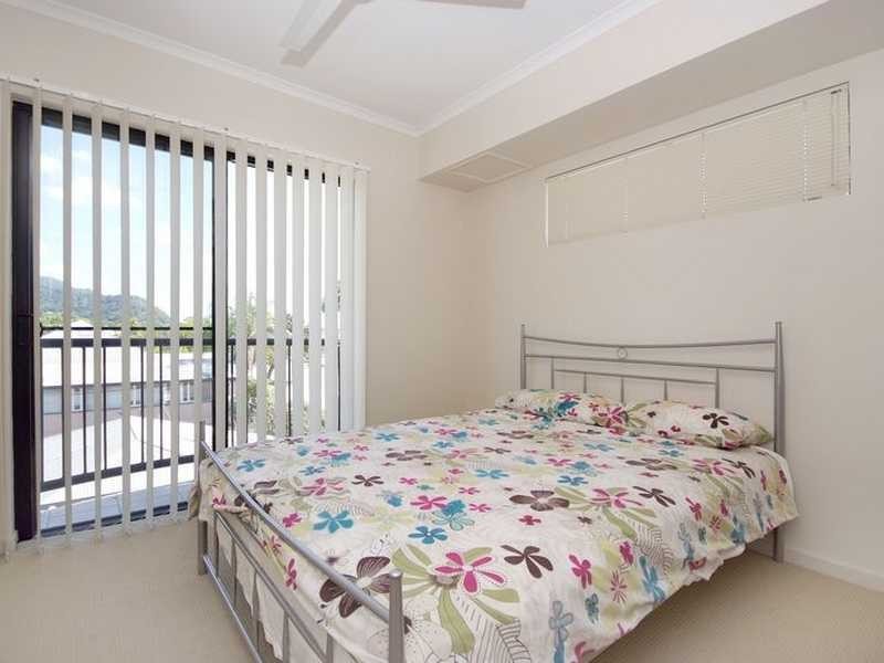 6/243 Mcleod Street, Cairns North QLD 4870
