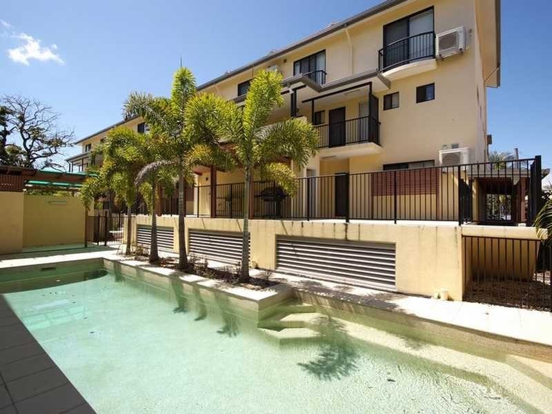 9/6 James Street, Cairns North QLD 4870