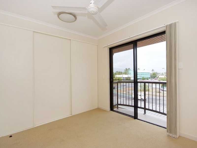 9/6 James Street, Cairns North QLD 4870