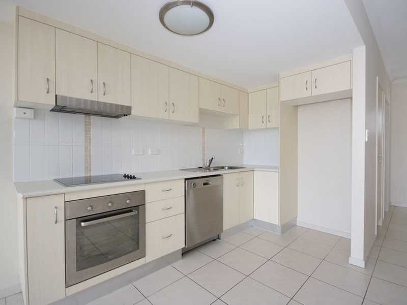 9/6 James Street, Cairns North QLD 4870