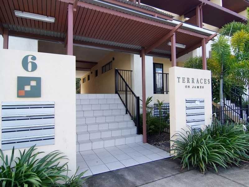 9/6 James Street, Cairns North QLD 4870