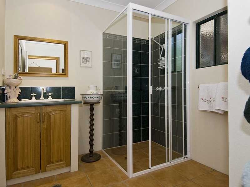 11 Amaroo Close, Smithfield QLD 4878