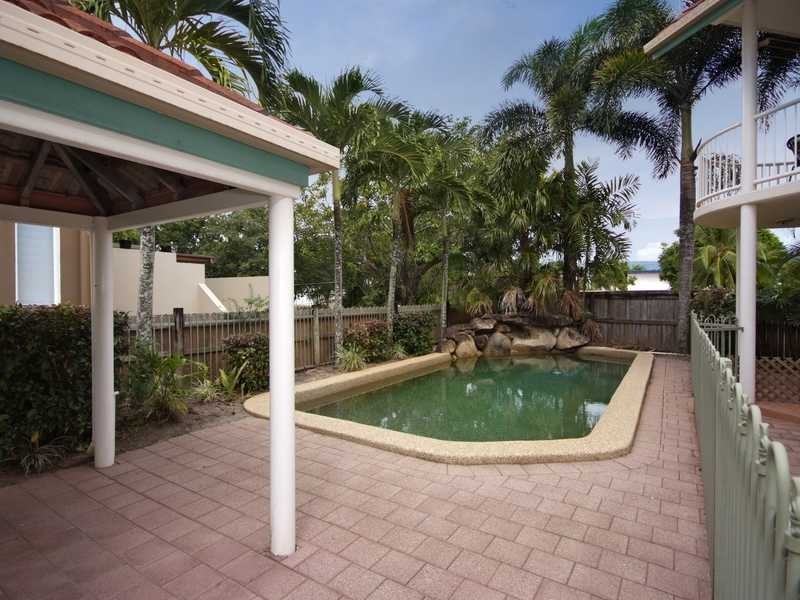 1/23 Digger Street, Cairns North QLD 4870