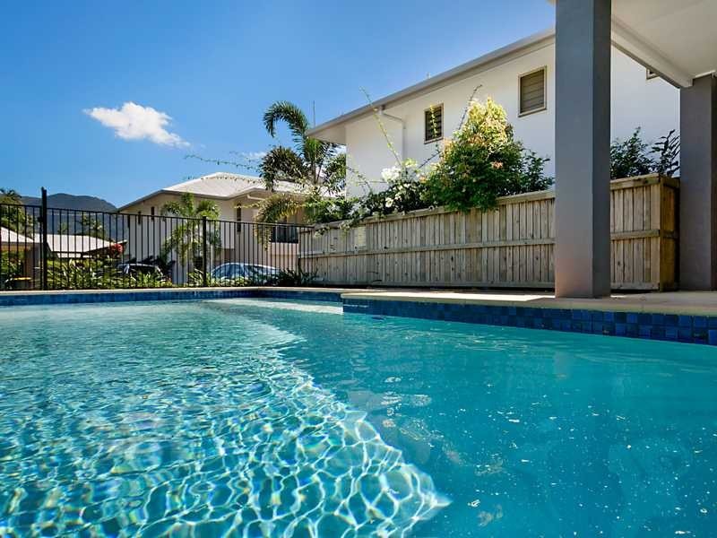 5/12-14 Old Smithfield Road, Freshwater QLD 4870