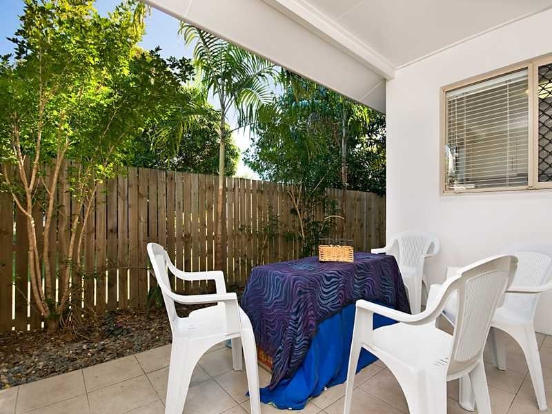5/12-14 Old Smithfield Road, Freshwater QLD 4870