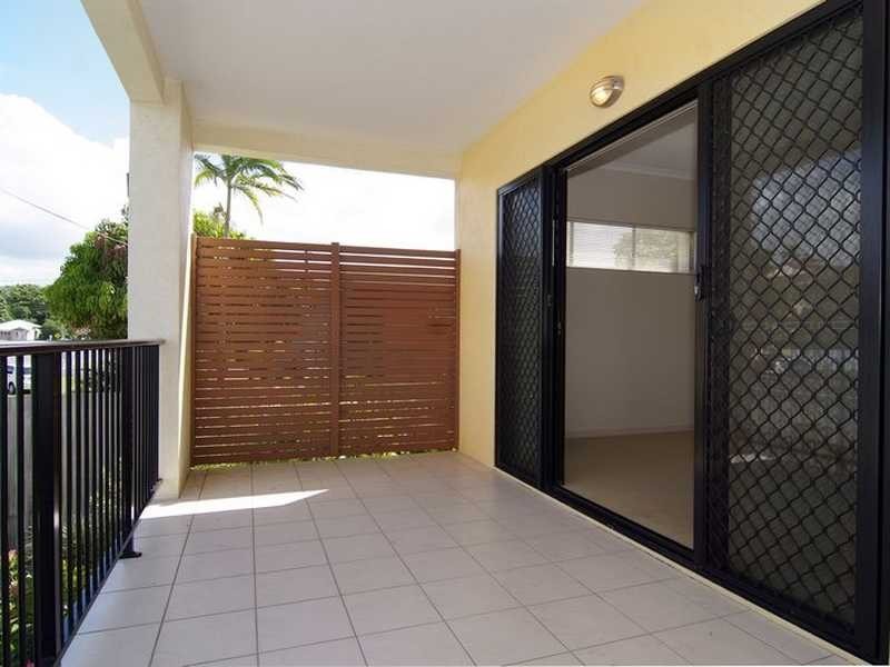 4/6 James Street, Cairns North QLD 4870