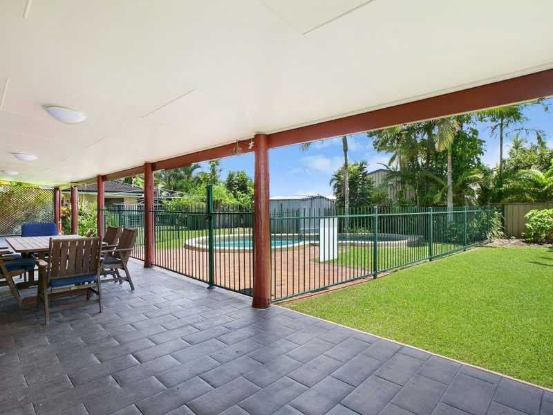 2 Lomond Close, Edge Hill QLD 4870