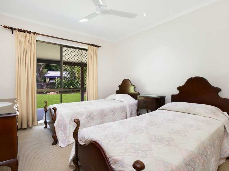 2 Lomond Close, Edge Hill QLD 4870