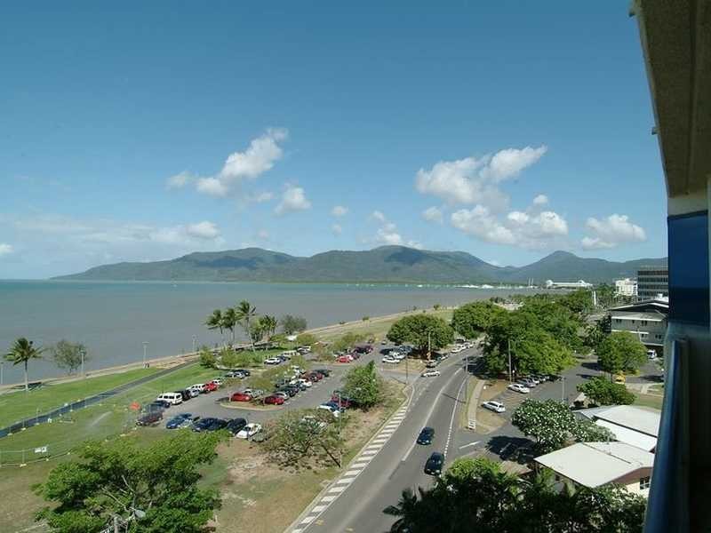 Cairns North QLD 4870