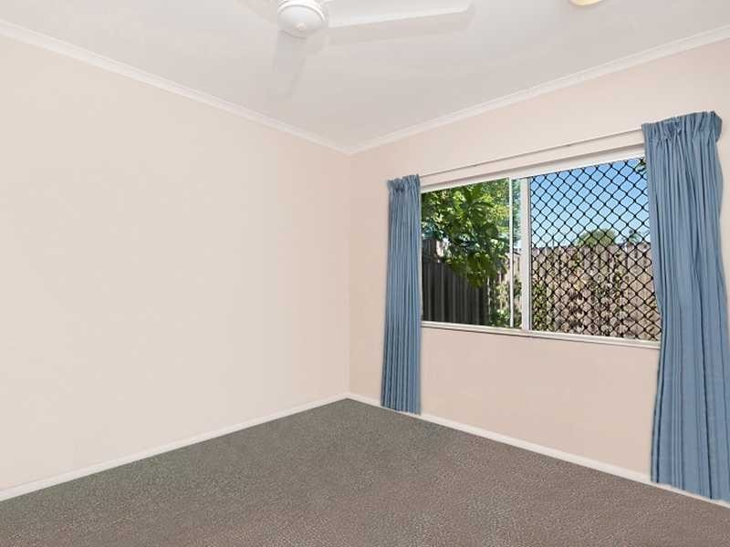3/2-5 Marella Close, Manoora QLD 4870