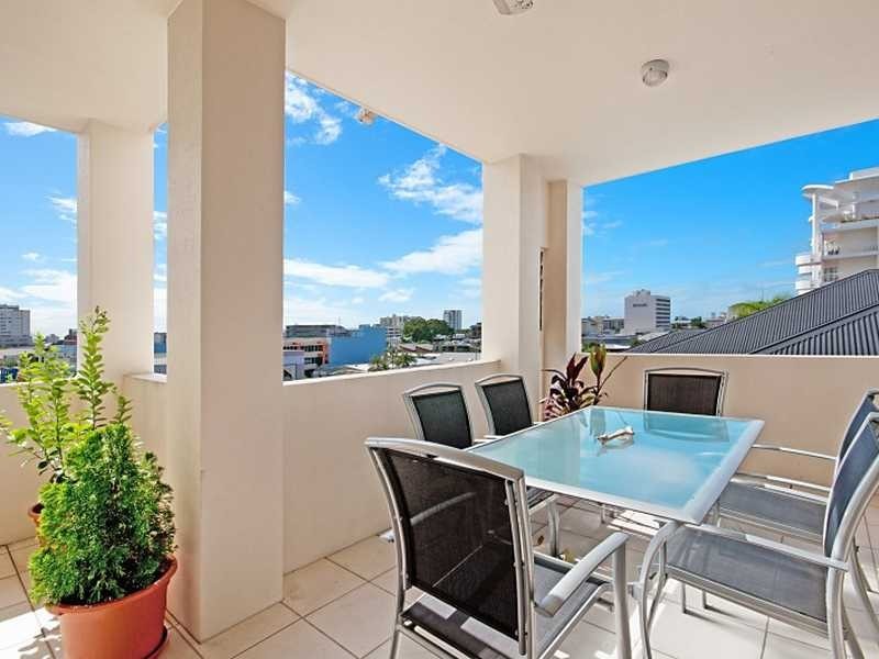 15/79 Spence Street, Cairns City QLD 4870