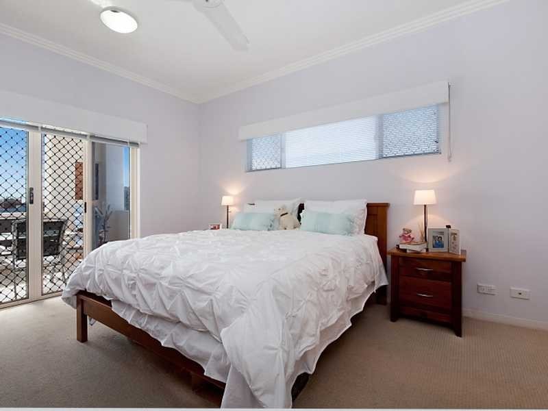 15/79 Spence Street, Cairns City QLD 4870