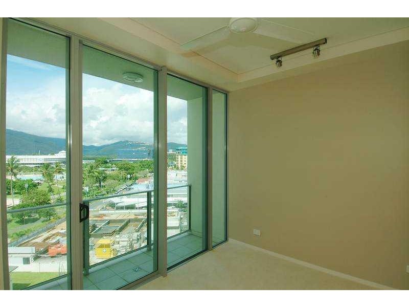 Cairns City QLD 4870