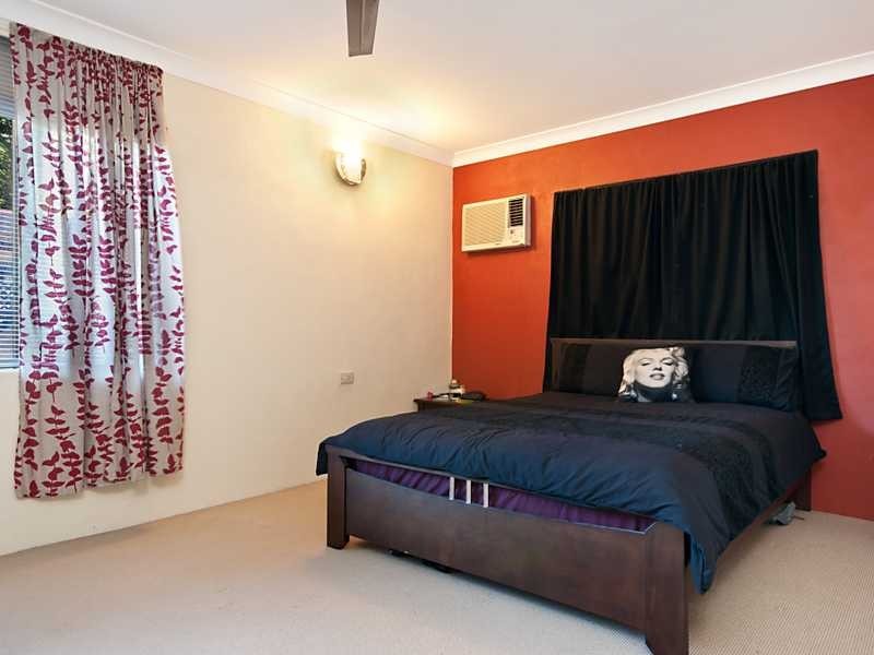 3/347 Lake Street, Cairns North QLD 4870