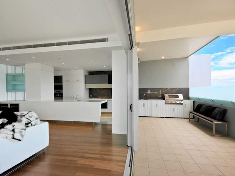 Unit/Sky 1 & Sky 2/99 The Esplanade, Cairns City QLD 4870
