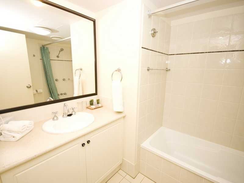 608/38 Abbott Street, Cairns City QLD 4870
