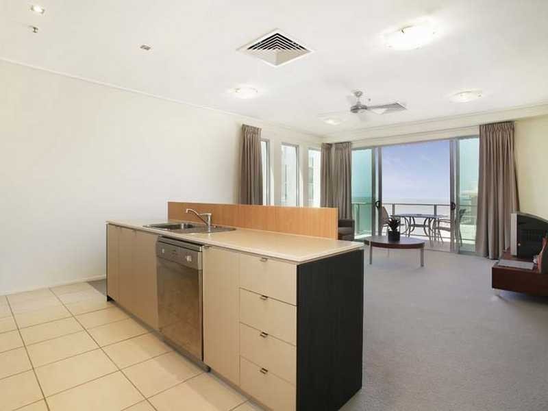 Tower 3 1202/99 Esplanade, Cairns City QLD 4870