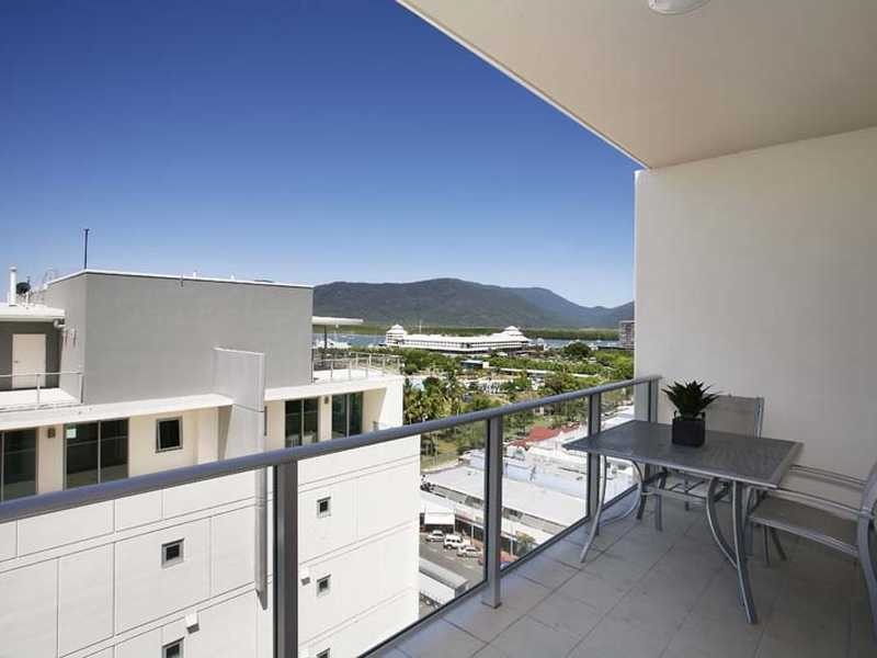 Tower 3 1202/99 Esplanade, Cairns City QLD 4870