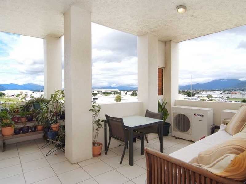 22/79 Spence Street, Cairns City QLD 4870