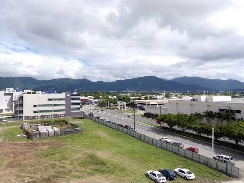 22/79 Spence Street, Cairns City QLD 4870