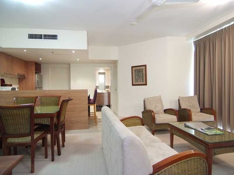 1002/99 Esplanade, Cairns City QLD 4870