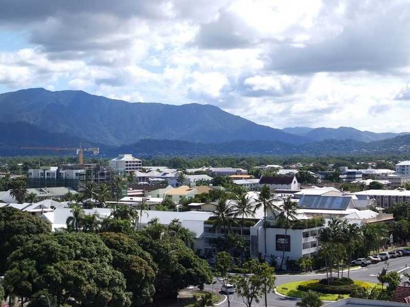 1002/99 Esplanade, Cairns City QLD 4870