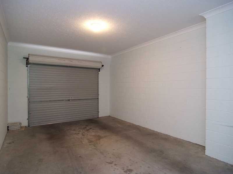 Unit/327 Lake Street, Cairns North QLD 4870