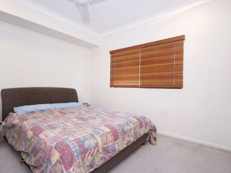 24/293 Esplanade, Cairns North QLD 4870