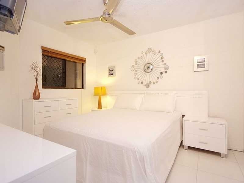 1/40 Moody Street, Cairns QLD 4870