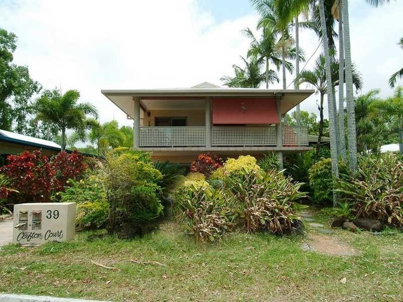 2/39 Arlington Esplanade, Clifton Beach QLD 4879