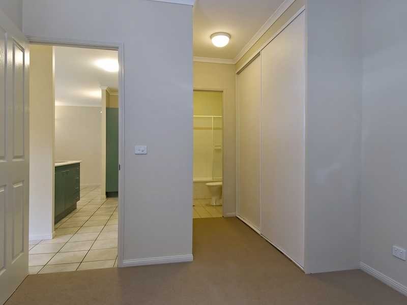 25/7a Grantala Street, Manoora QLD 4870