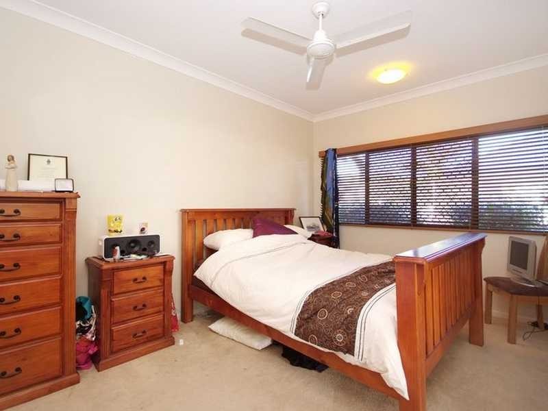 1/293 Esplanade, Cairns North QLD 4870