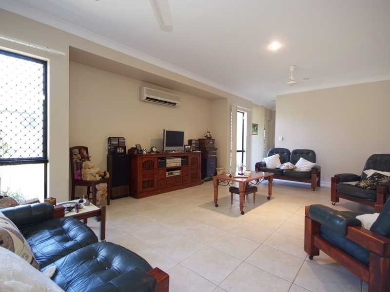 53 Chesterfield Close, Brinsmead QLD 4870