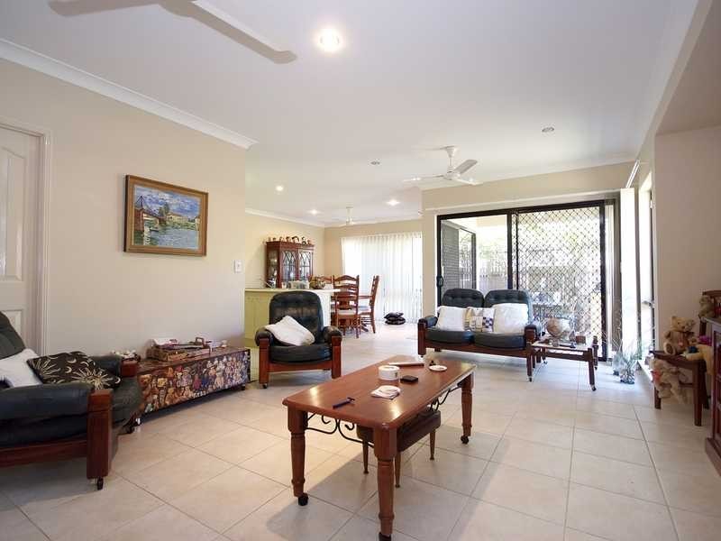 53 Chesterfield Close, Brinsmead QLD 4870