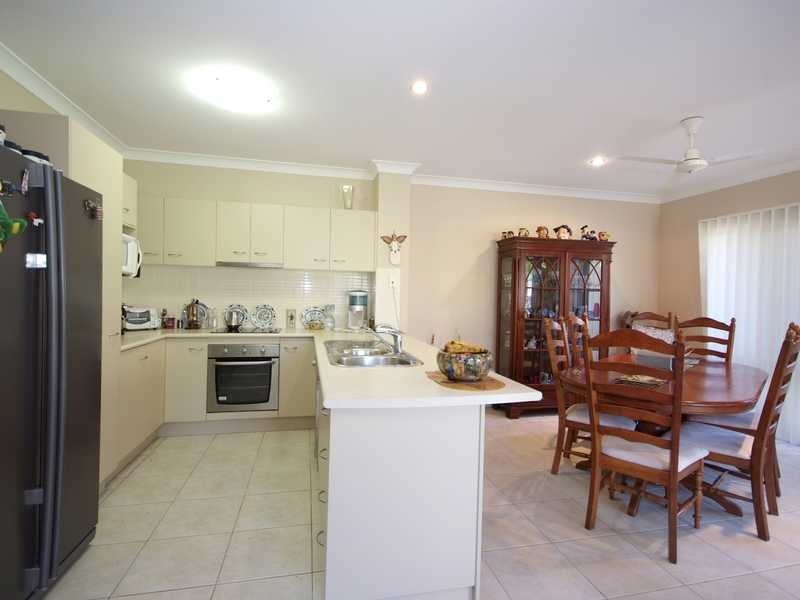 53 Chesterfield Close, Brinsmead QLD 4870