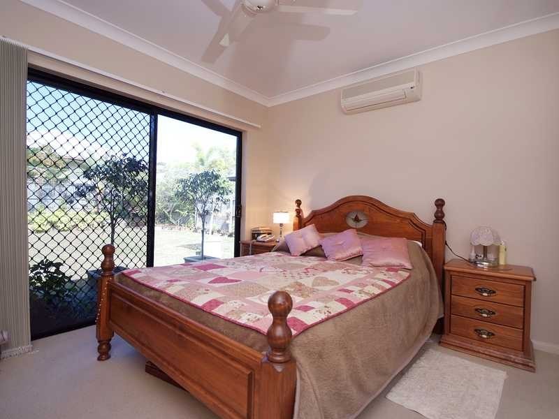53 Chesterfield Close, Brinsmead QLD 4870