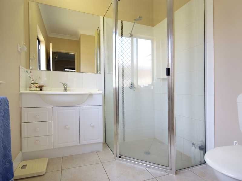 53 Chesterfield Close, Brinsmead QLD 4870