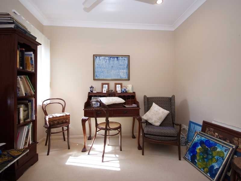 53 Chesterfield Close, Brinsmead QLD 4870