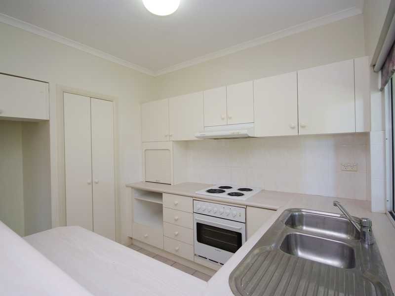 67/1 Mcgregor Street, Mooroobool QLD 4870